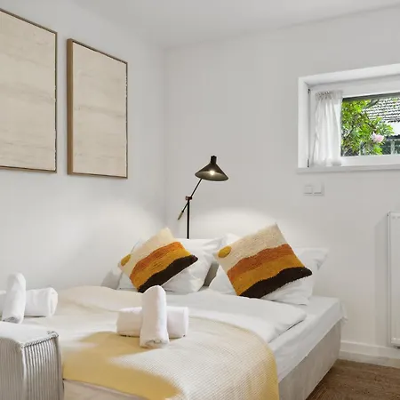 Apartment Casa Oasis Ii: Modern, Tv, Nespresso & Thermennaehe