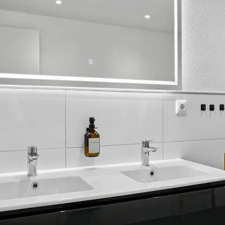 Casa Oasis Ii: Modern, Tv, Nespresso & Thermennaehe Apartment *