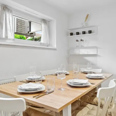 Apartment Casa Oasis Ii: Modern, Tv, Nespresso & Thermennaehe Bad Fussing